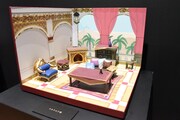 「ディズニー ツイステッドワンダーランド展 Seasonal Memories」の展示物