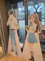 TVアニメ「レプリカだって、恋をする。」JR静岡駅北口観光案内所の展示