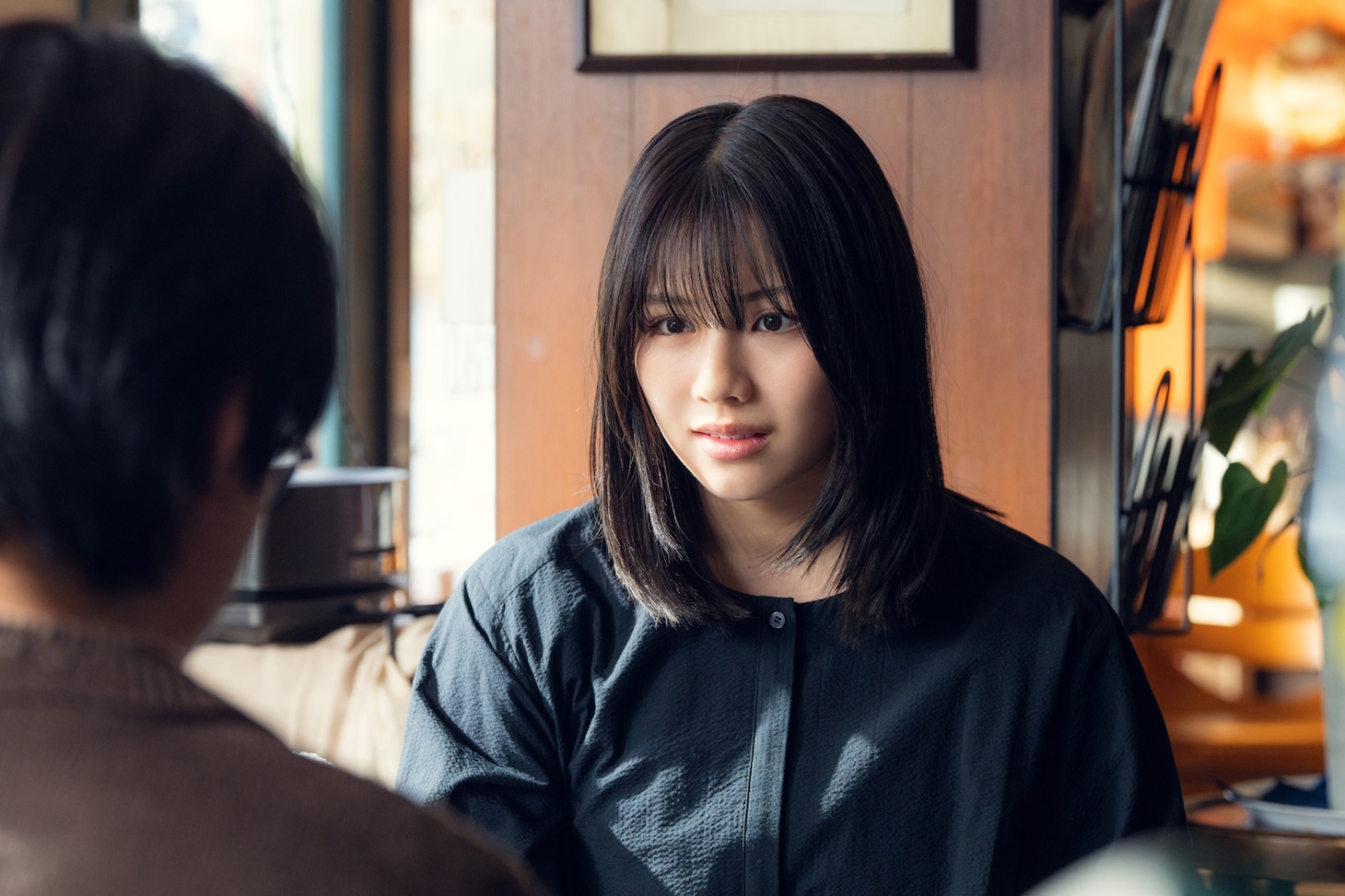 渡邉美穂演じる岩本千紘 (c)「産まない女はダメですか？」製作委員会