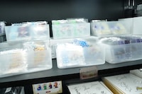 オリジナルグッズの「オフィス伝言アクスタ」