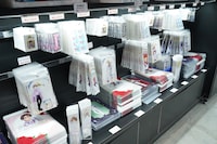 ショップエリア