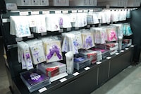 ショップエリア