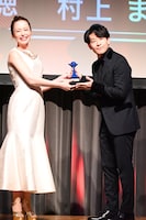 左から平野綾、中山祥徳