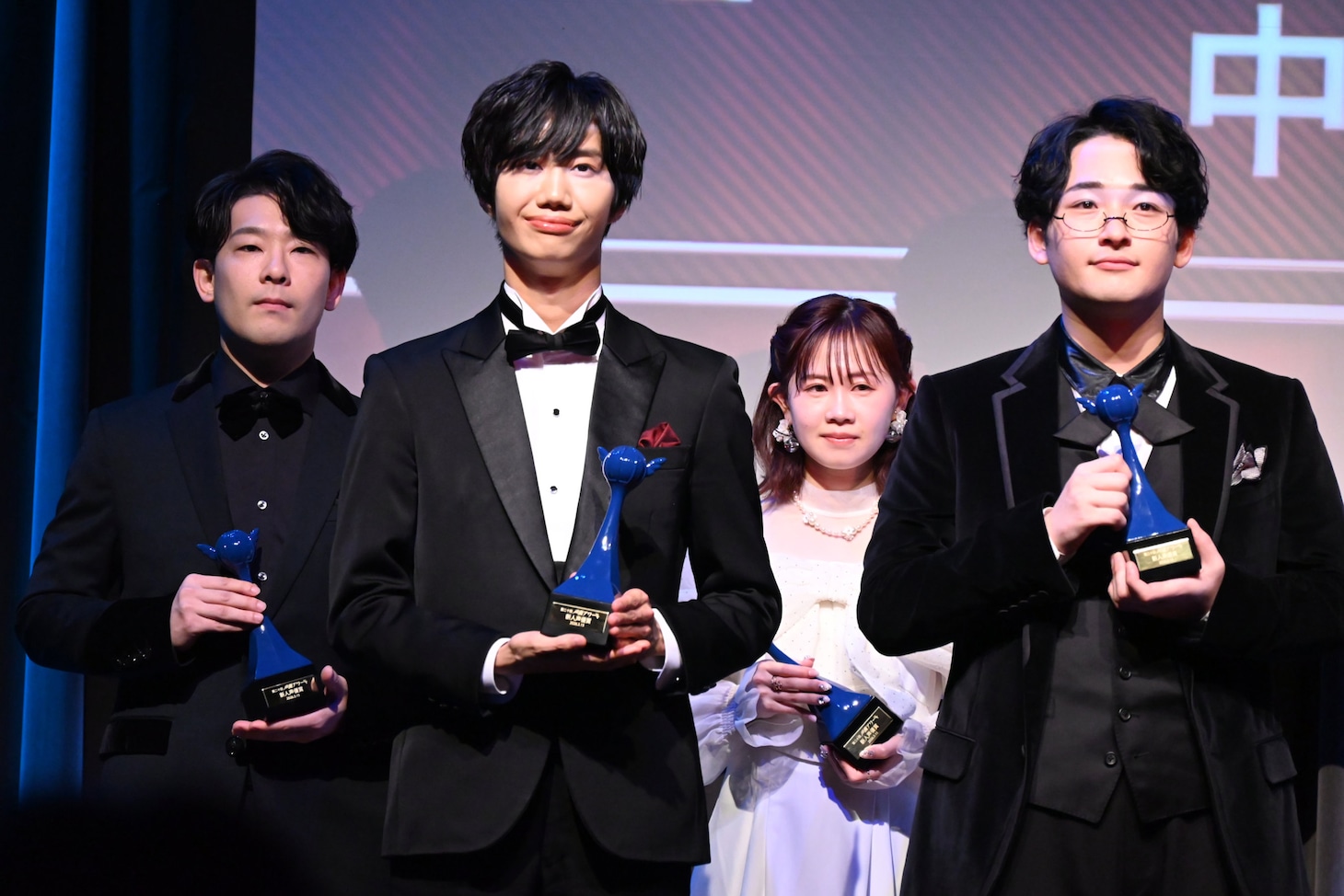 左から中山祥徳、高野大河、寺澤百花、木村太飛。