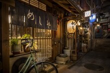 ドラマ「深夜食堂」7年ぶりの新作が2026年秋放送、マスター役は小林薫が続投