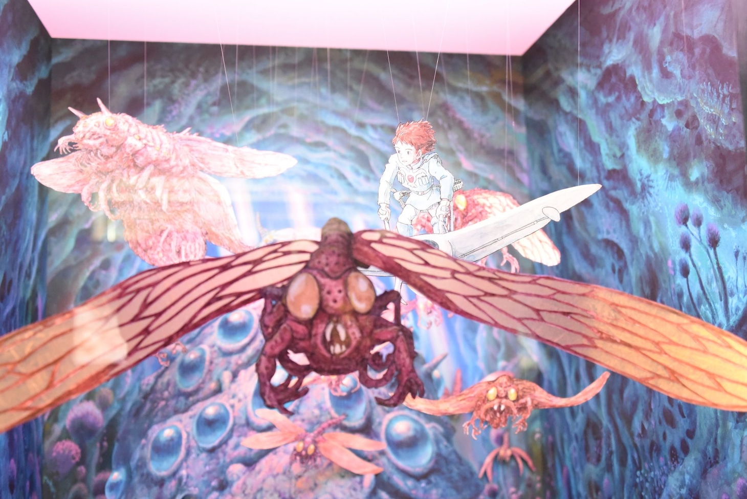 パノラマボックスより、「風の谷のナウシカ／『ワーごめん』」(c) 1984 Hayao Miyazaki/Studio Ghibli, H