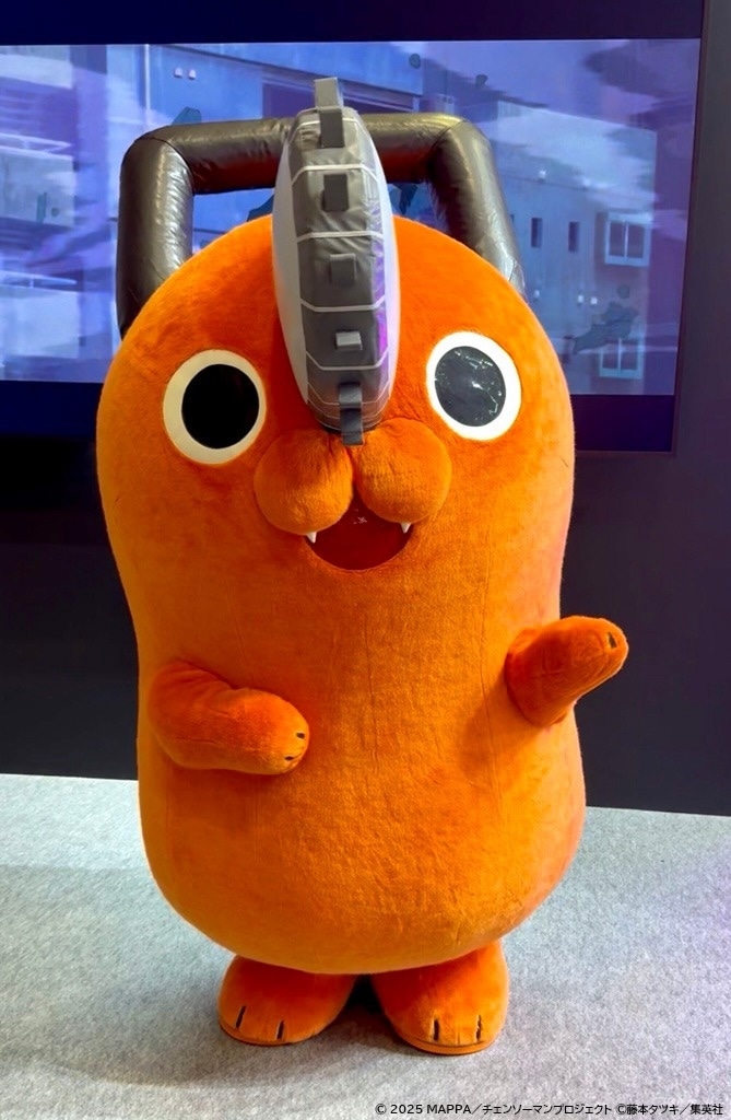 「チェンソーマン」ポチタ着ぐるみ (c)2025 MAPPA／チェンソーマンプロジェクト (c)藤本タツキ／集英社