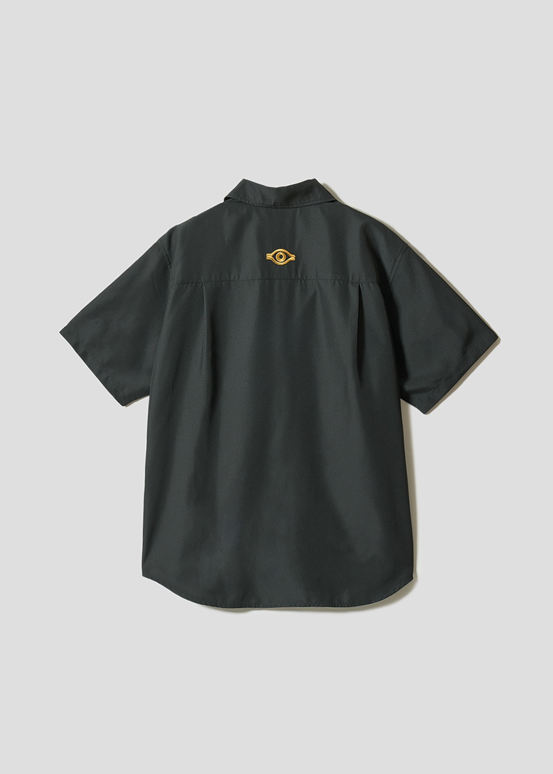 「千年アイテム｜3ポケット半袖シャツ」バック