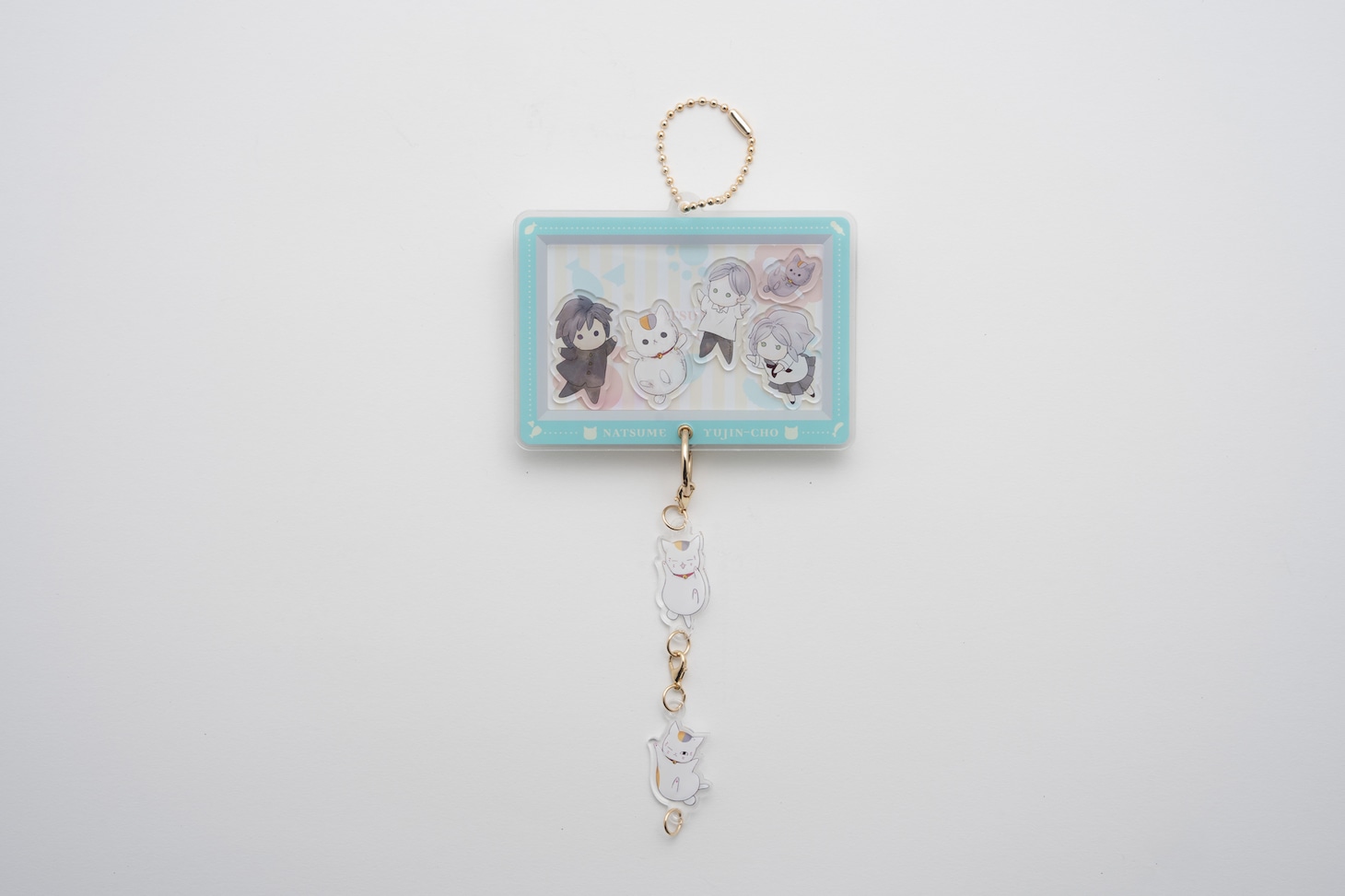 「夏目友人帳」33巻特装版に付いてくる「シャカシャカアクリルキーホルダー」とLaLa5月号付録「ニャンコ先生2連チャーム」(c)緑川ゆき／白泉社