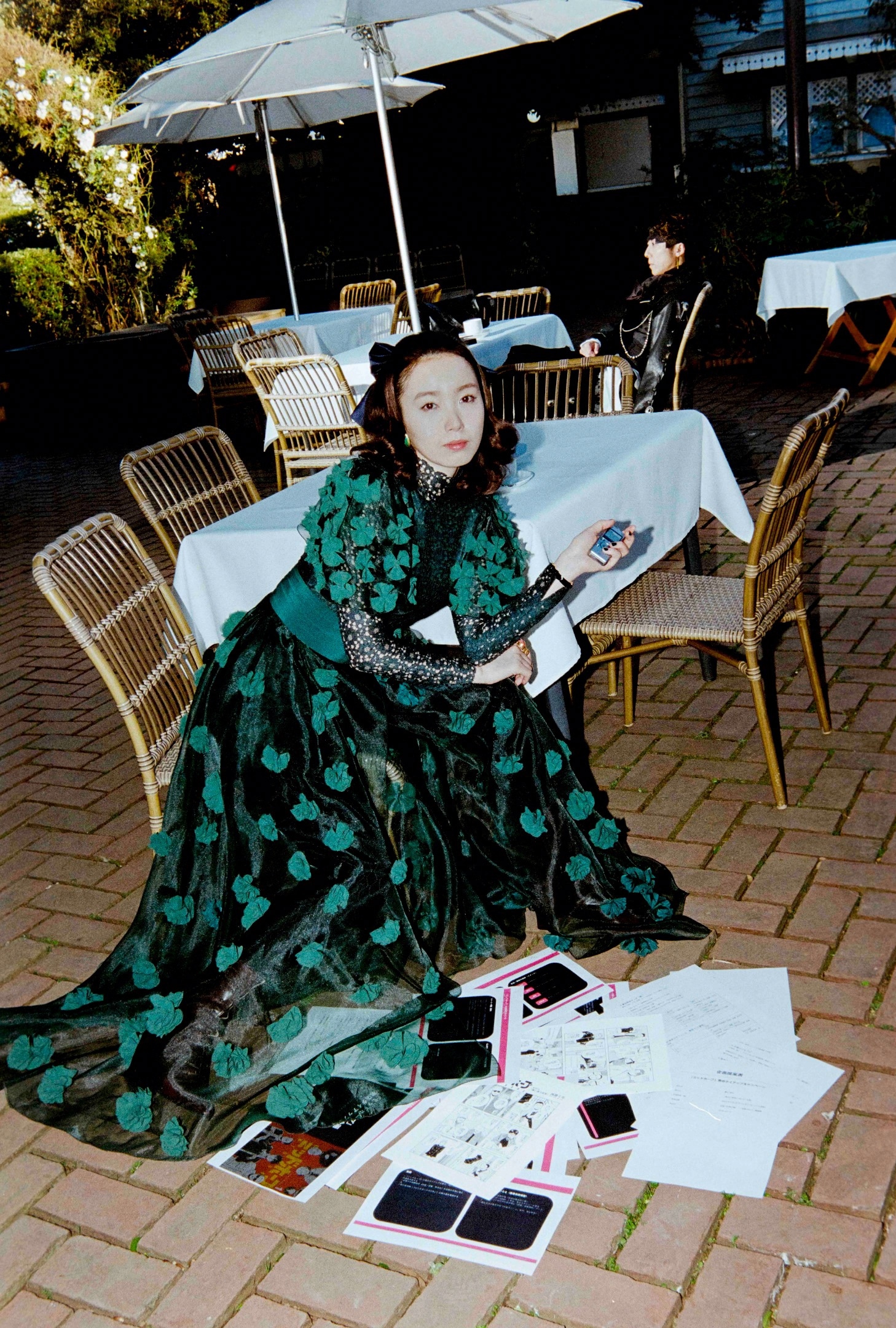 ドラマシリーズ「岸辺露伴は動かない」の最新作「泉京香は黙らない」のアザービジュアル