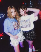 「群予告Tシャツ」