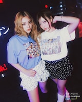 「群予告Tシャツ」