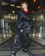 「サブタイトル スウェット セットアップ」