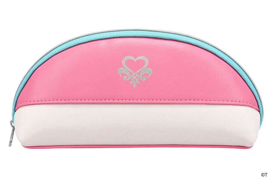 「キュアブラック＆キュアホワイト プレミアムモデル」にのみ付属する特別なメガネケース