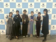 「TV アニメ『転生したらスライムだった件』第4期放送直前スペシャルステージ！～前人未踏の5クール放送への船出～」の出演者。左からMCの森遥香、智慧之王役の豊口めぐみ、ユウキ役の花江夏樹、リムル役の岡咲美保、マリアベル役の水瀬いのり、ヴェルドラ役の前野智昭