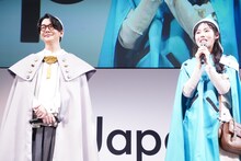 「TVアニメ『とんがり帽子のアトリエ』放送直前スペシャルステージ」の様子。左から花江夏樹、本村玲奈