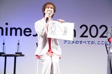 平川大輔。フリップには鉄男と幼い頃の鉄男が描かれている