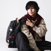 TVアニメ「Fate/strange Fake」×SuperGroupies「アーチャーモデル バックパック」の使用イメージ