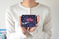 「小さいふ。コンチャ『手塚治虫ワールドコラボ ユニコ』」