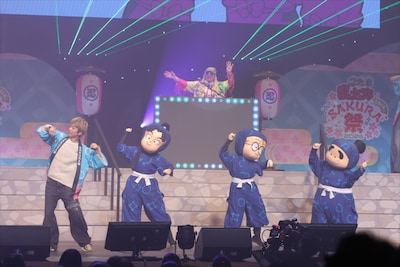 「『忍たま乱太郎』 スペシャルイベント 感謝の集い Sakura祭2026」にサプライズ登場したDJ KOO