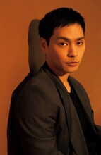 柳楽優弥 撮影：猪岐沙矢佳