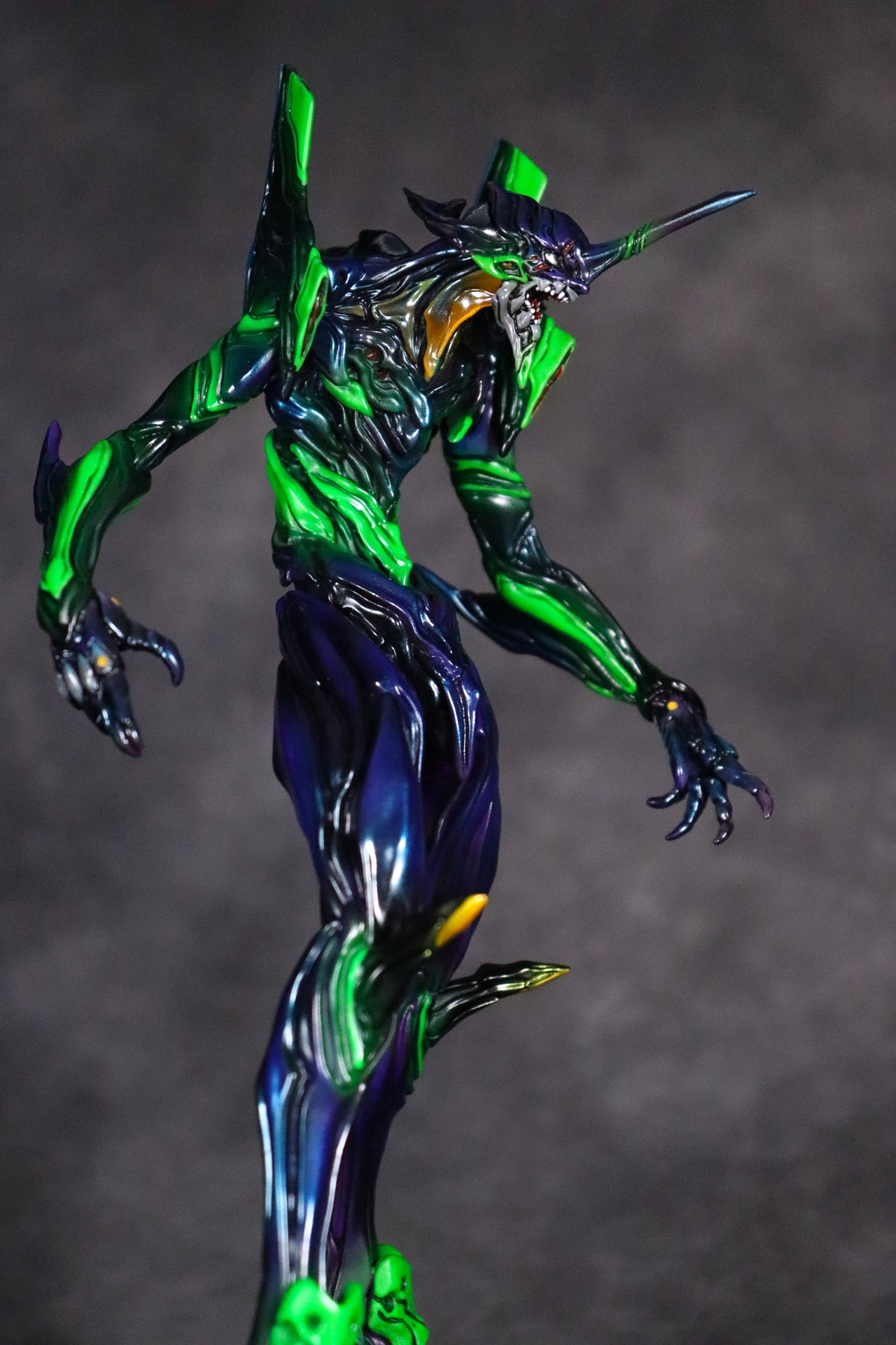 「CCPJAPAN×Yoshi. Project EX エヴァンゲリオン初号機 ナイトイメージ Ver.」より