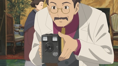 劇場アニメ「パリに咲くエトワール」より、若林が持つカメラ