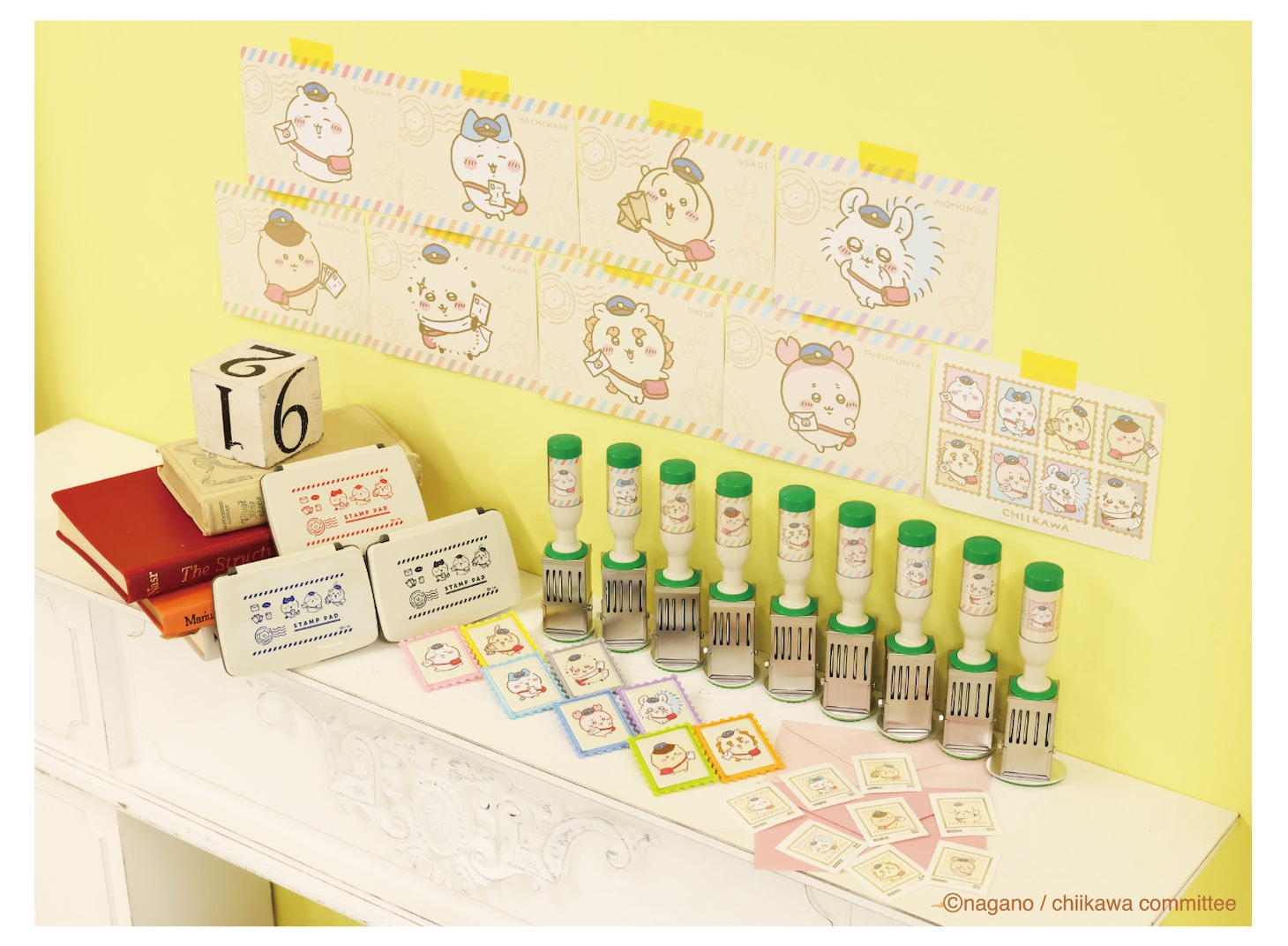 「ちいかわ」の日付印やスタンプ台、切手発売　ハチワレやうさぎが郵便局員に