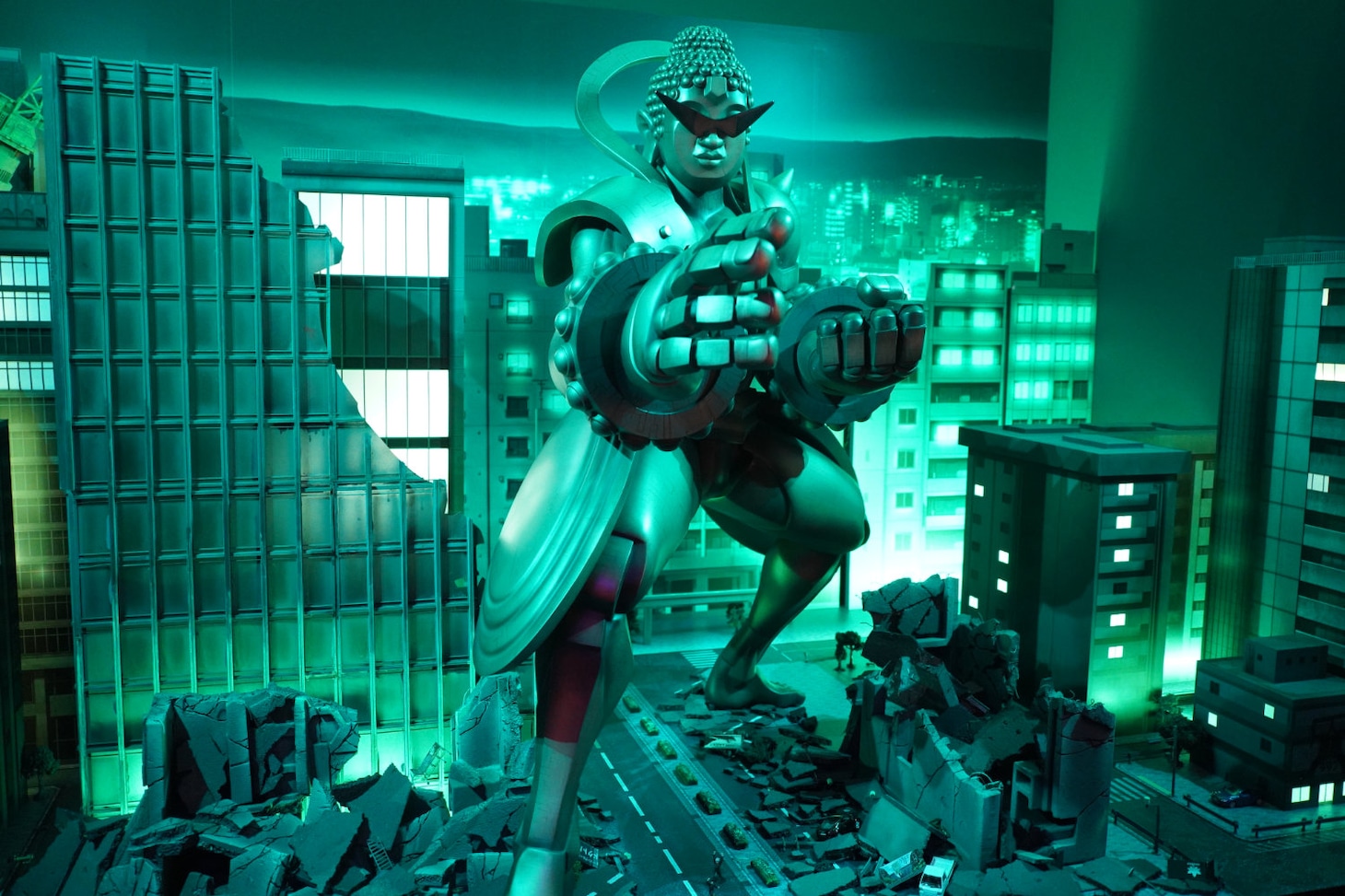 「グレートキンタ菩薩ゼータバージョン」の立像