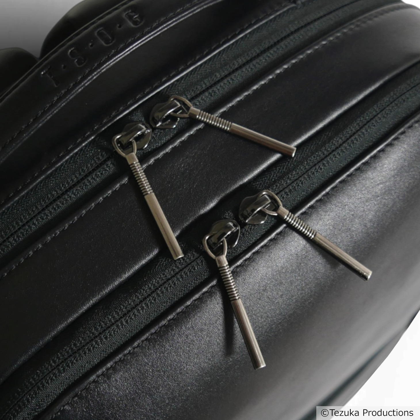 「ブラック・ジャック」×「T・S・O・G」コラボリュックの引手