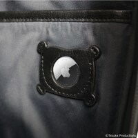 「ブラック・ジャック」×「T・S・O・G」コラボリュックのAirTag対応ポケット