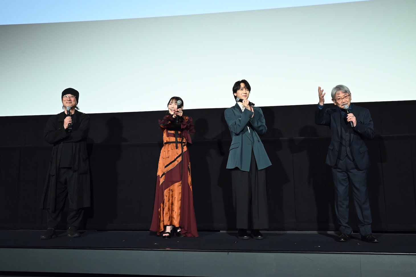 アニメ「機動警察パトレイバー EZY File 1」完成披露舞台挨拶の様子