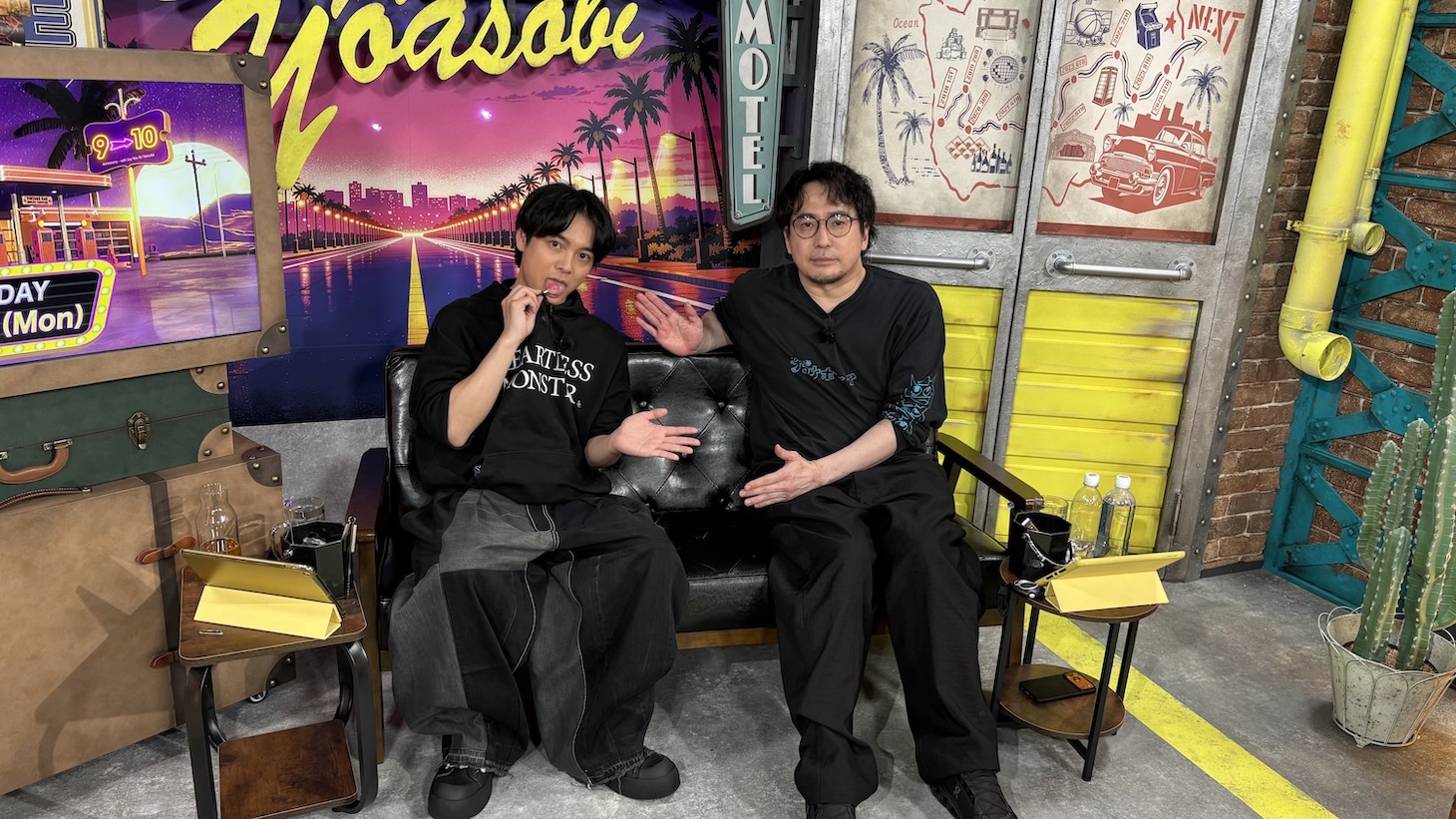 「声優と夜あそび」2026シーズンより、月曜MCの榎木淳弥（左）、安元洋貴（右）