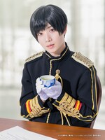 植田圭輔扮する日本