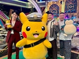 左から本郷奏多、ピカチュウの着ぐるみ、チョコレートプラネットの長田庄平、松尾駿
