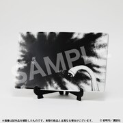 「寄生獣展」で販売される皿