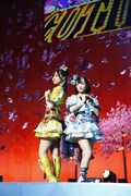 ラブジュリエル。左から五十嵐じゅりあ役の土屋李央、六堂える役の川口莉奈