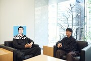 左から岸馬きらく、江藤俊司