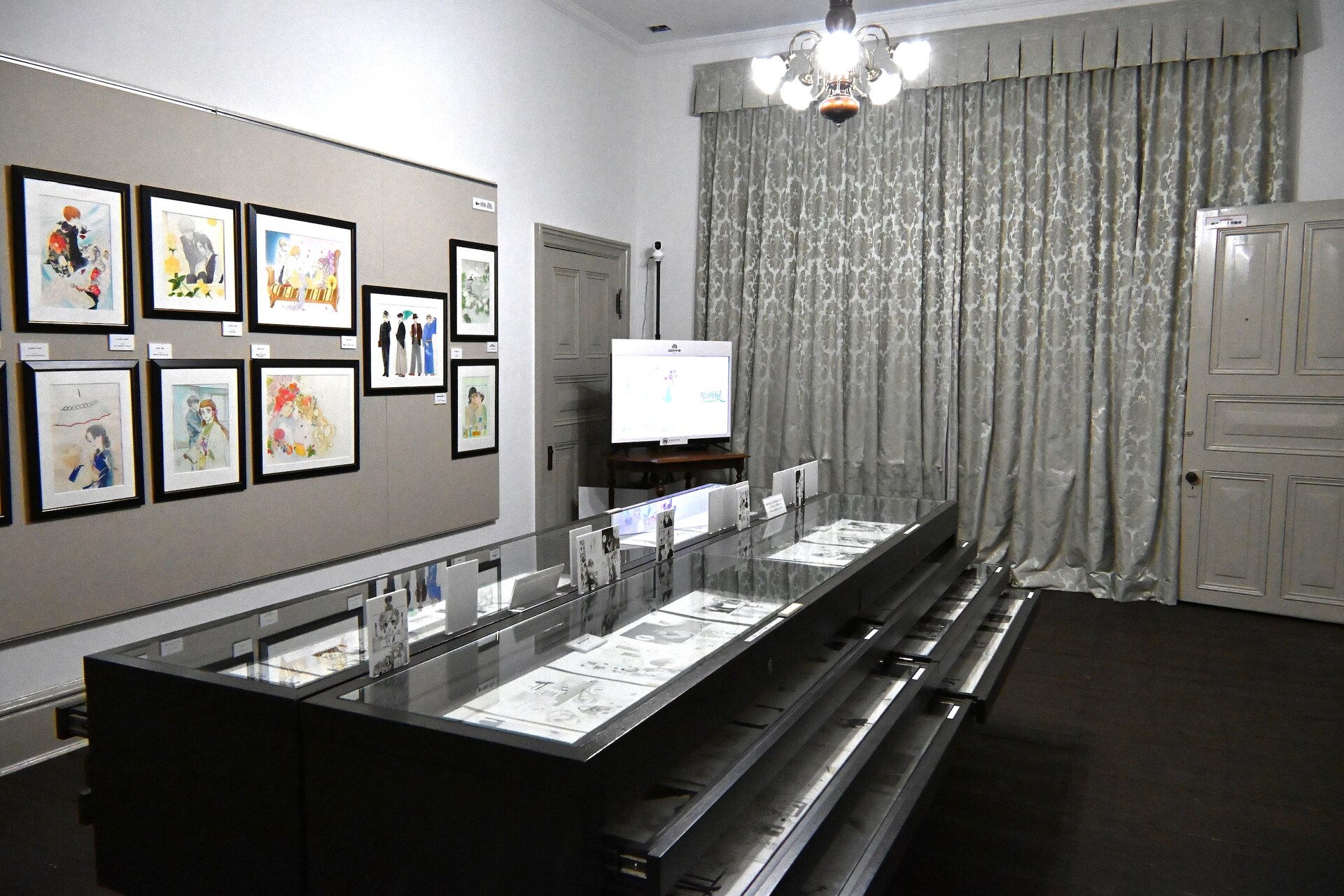 山田南平×日高万里×高尾滋原画展 過去の原稿を見て思う変わったこと