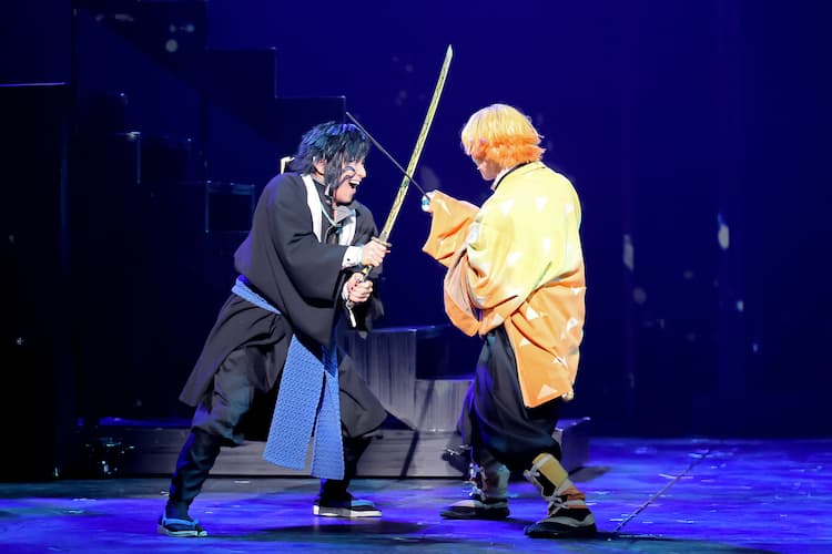 昨日開幕、「舞台『鬼滅の刃』其ノ陸 柱稽古・無限城 突入」舞台写真 