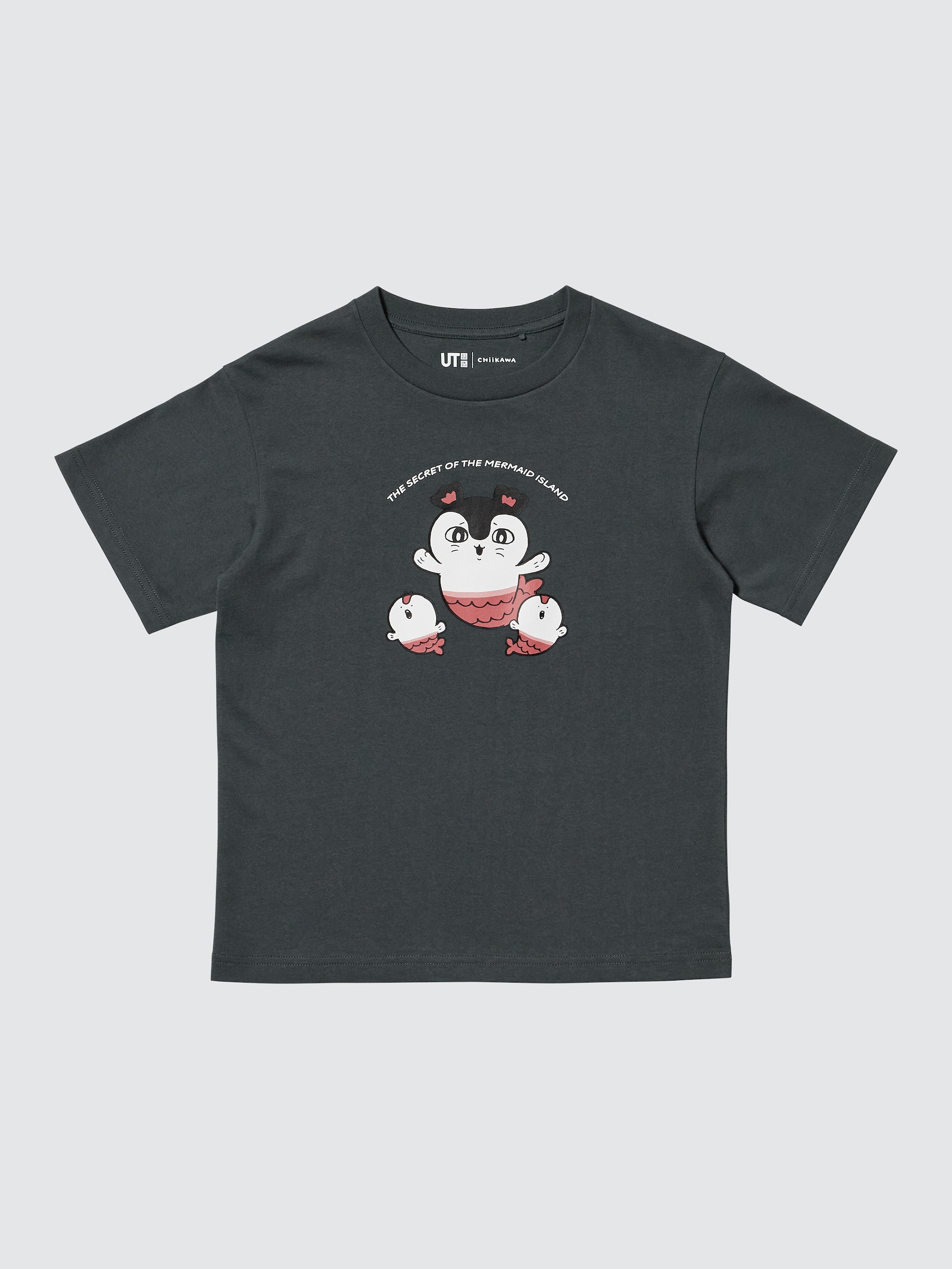 映画ちいかわ 人魚の島のひみつ」公開記念UT、映画モチーフのTシャツや