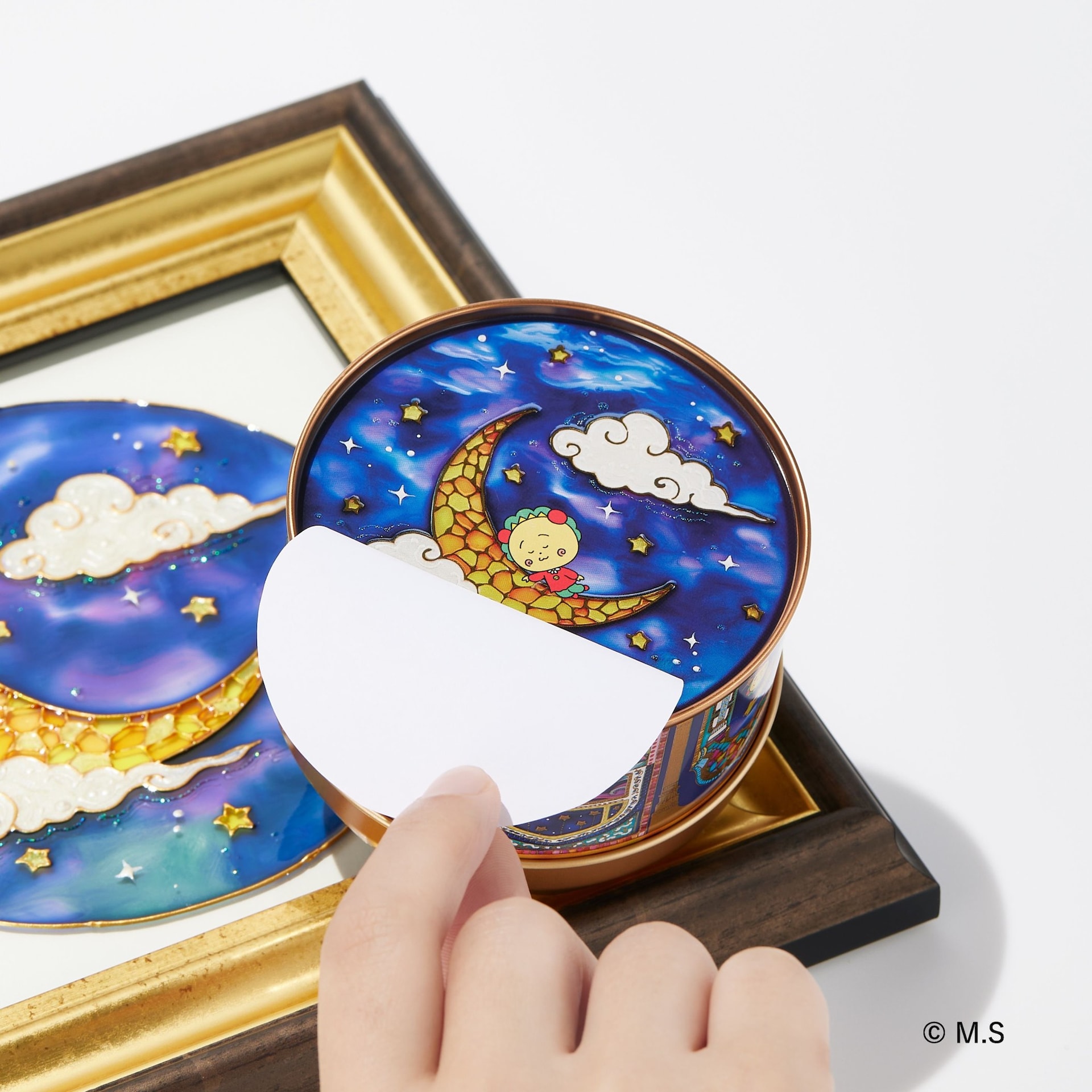 コジコジ×青山デカーボ新作、コジコジとランプをガラス絵で表現した