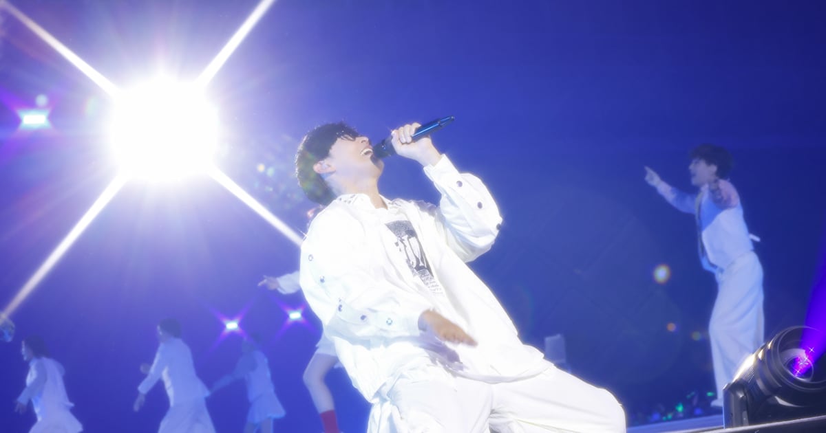 めざせアニサマ30周年！“オートリマサヨシ”が宣誓、初出演DOESは銀魂メドレーで沸かす