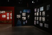 「SAKAMOTO DAYS展」より (c)鈴木祐斗／集英社