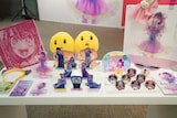 販売されるグッズの一部 (c)赤坂アカ×横槍メンゴ/集英社