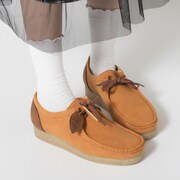 コラボシューズの着用イメージ