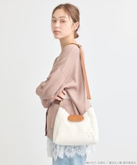 ニャンコ先生モチーフのバッグやポーチも　「夏目友人帳」×earthのコラボアイテム