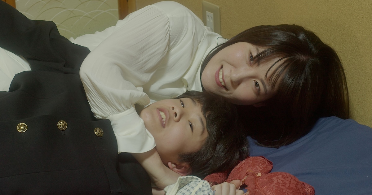 映画「となりのとらんす少女ちゃん」突然10年後の自分が現れる予告編＆場面写真