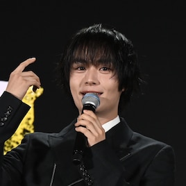 ドラマ「ブレス」大西流星、アイアには「自分と重なる部分がある」新映像上映で照れる