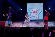 左から二階堂タマキ役の鈴木杏奈、七浦おとめ役の大森綺星、一条寺サクラ役の日比優理香